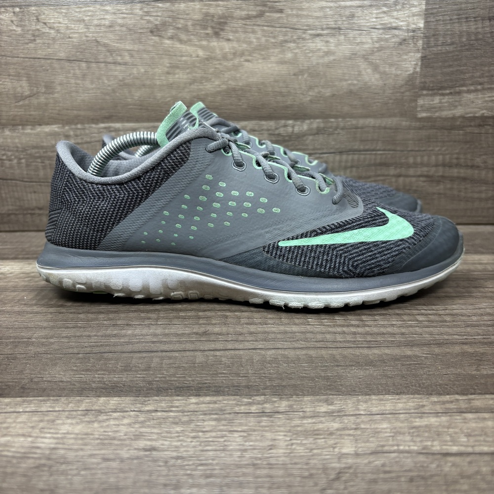Nike FS Lite Run 2 Gray Green Womens US Size 9.5 EUR 41 704881-012 Running Shoes